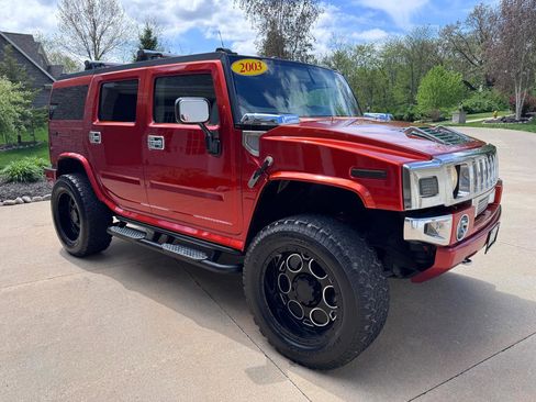 Used 2003 HUMMER H2 w/ Preferred Equipment Group AWD/4WD image 8