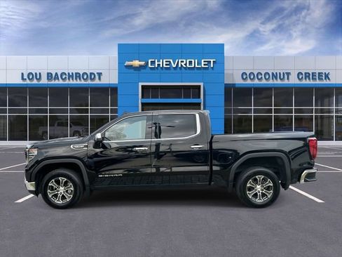 Used 2026 GMC Sierra 1500 SLT RWD image 5