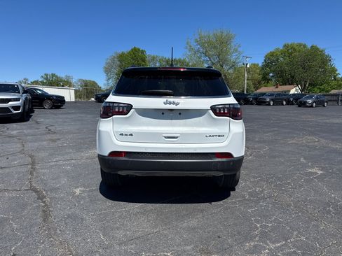 Used 2024 Jeep Compass Limited AWD/4WD image 4