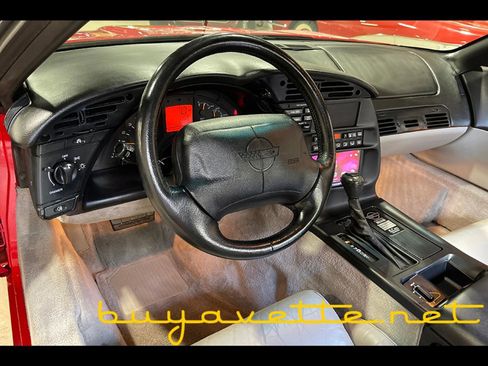 Used 1996 Chevrolet Corvette Coupe image 12
