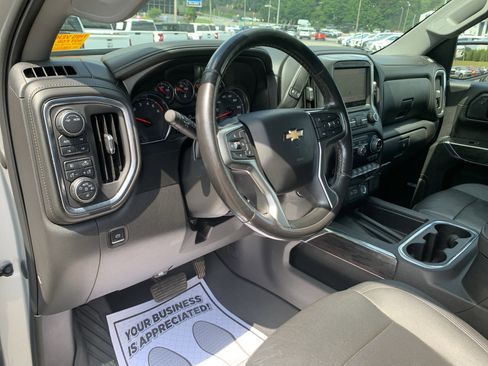 Used 2021 Chevrolet Silverado 1500 LTZ AWD/4WD image 16