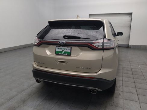 Used 2017 Ford Edge Titanium w/ Equipment Group 301A FWD image 7