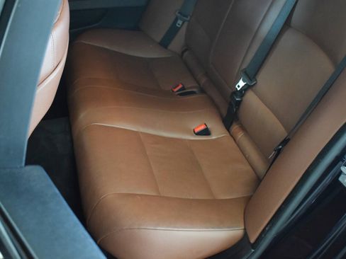 Used 2013 BMW 528i Sedan RWD image 70