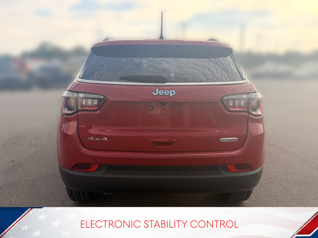 Used 2023 Jeep Compass Latitude AWD/4WD image 5