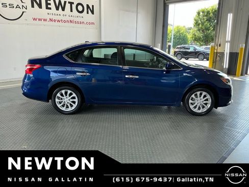 Used 2019 Nissan Sentra SV FWD image 4