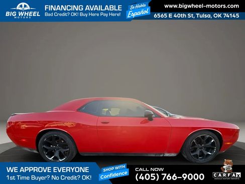 Used 2016 Dodge Challenger R/T Plus RWD image 6
