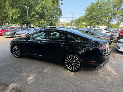 Used 2018 Lincoln MKZ Black Label w/ Technology Package FWD image 9