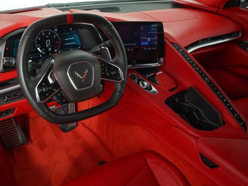 Used 2023 Chevrolet Corvette Stingray Premium Conv w/ Z51 Performance Package RWD image 16