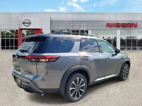 New 2026 Nissan Pathfinder Platinum w/ Cargo Package FWD image 2