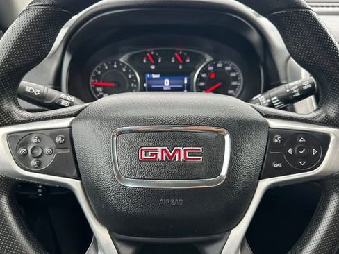 Used 2024 GMC Terrain SLE image 26