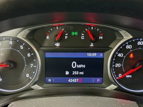 Used 2021 GMC Terrain SLT FWD image 10