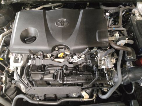 Used 2021 Toyota Camry SE FWD image 30