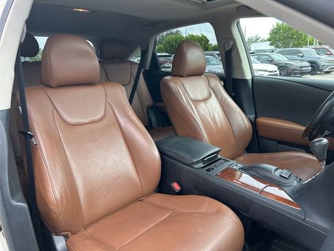 Used 2015 Lexus RX 450h AWD image 38