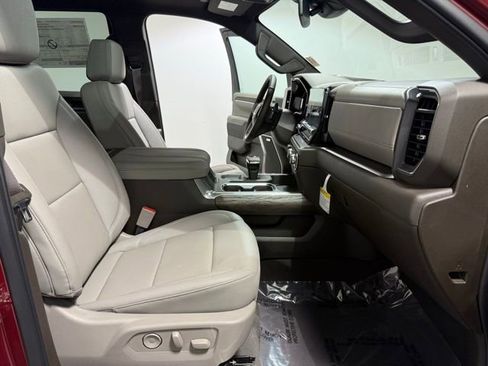 New 2026 GMC Sierra 1500 SLT w/ SLT Premium Package AWD/4WD image 30
