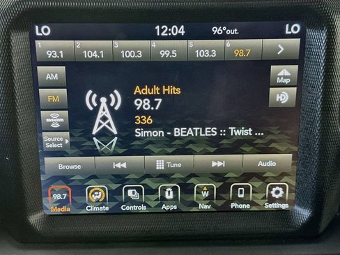 Used 2021 Jeep Wrangler Sport AWD/4WD image 17