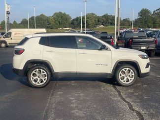 Certified 2025 Jeep Compass Latitude w/ Sun & Sound Group AWD/4WD video 2