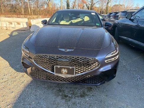 Used 2026 Genesis G70 2.5T image 4
