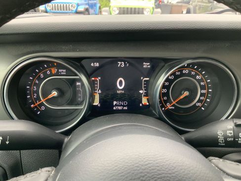 Used 2022 Jeep Wrangler Unlimited Sport image 25