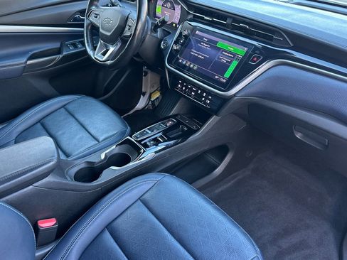Used 2022 Chevrolet Bolt EUV Premier w/ Super Cruise Package image 18