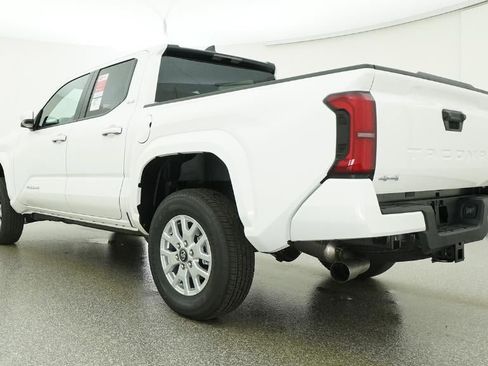 New 2026 Toyota Tacoma SR5 AWD/4WD image 21