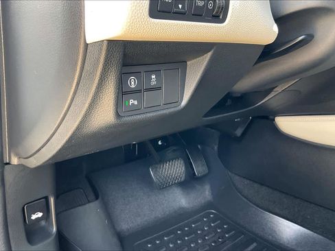 Used 2021 Honda Accord Touring image 36