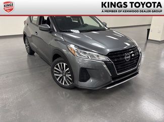 Used 2023 Nissan Kicks SV video 1