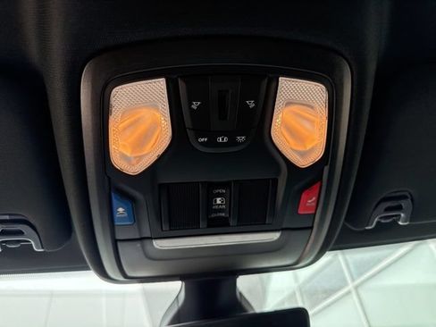 Used 2022 RAM 2500 Big Horn w/ Level C Equiment Group AWD/4WD image 24