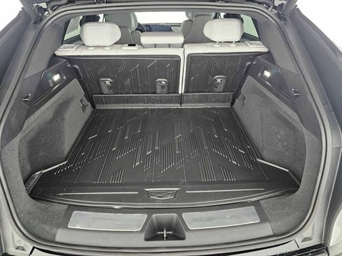 New 2025 Cadillac Lyriq Sport image 9