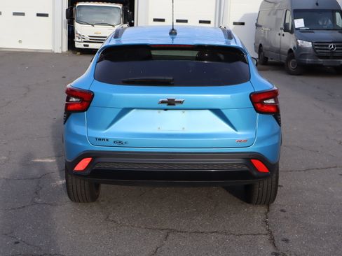 Used 2025 Chevrolet Trax RS w/ Driver Confidence Package image 9
