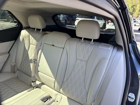 Certified 2021 Buick Envision Avenir w/ Technology Package II image 24