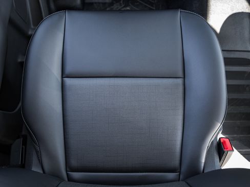 New 2026 Ford Transit 250 148 Medium Roof w/ Load Area Protection Package image 27