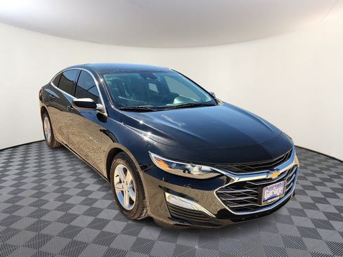 Used 2023 Chevrolet Malibu LS image 6