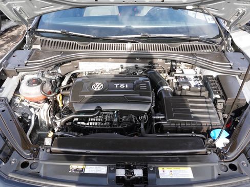 Used 2024 Volkswagen Jetta GLI 40th Anniversary Edition image 49