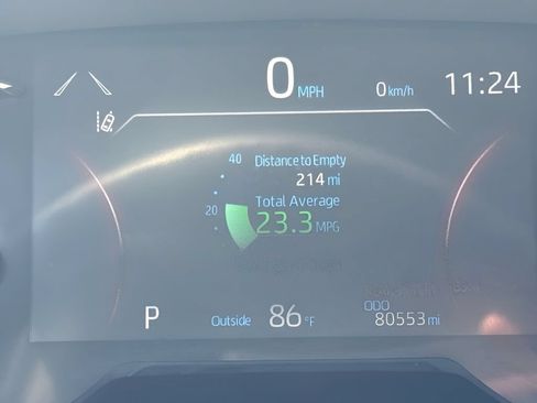 Used 2025 Toyota RAV4 XLE w/ Convenience Package FWD image 16