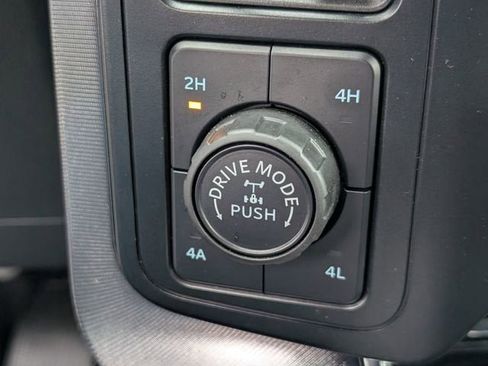 Used 2024 Ford F150 Platinum w/ Equipment Group 702A High image 17