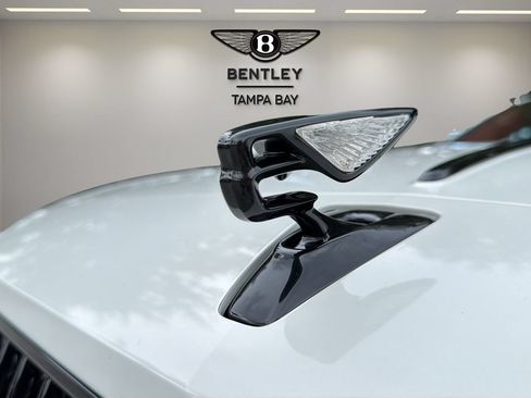 Certified 2022 Bentley Flying Spur V8 AWD/4WD image 12