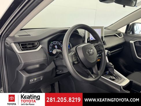Certified 2025 Toyota RAV4 XLE image 15