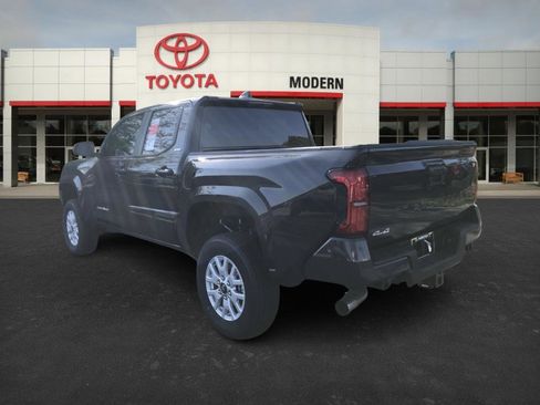 New 2025 Toyota Tacoma SR5 image 3