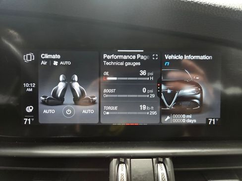 Used 2021 Alfa Romeo Giulia Sprint w/ Nero Edizione image 23