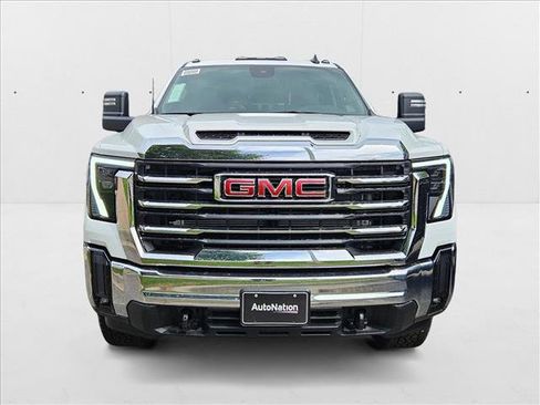 New 2025 GMC Sierra 2500 SLE w/ Max Trailering Package AWD/4WD image 5