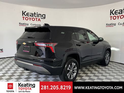 Used 2026 Chevrolet Equinox LT FWD image 5