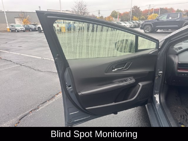 Used 2023 Toyota Prius Prime FWD image 12