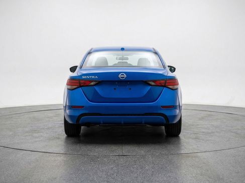 Used 2025 Nissan Sentra SV image 7