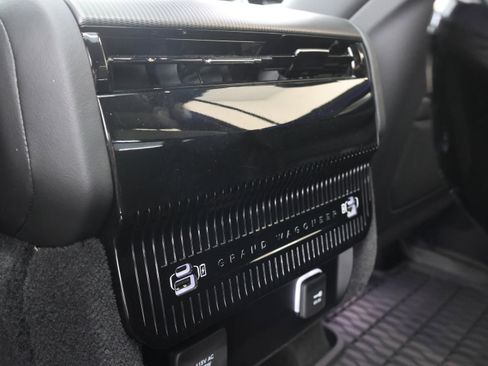 Used 2022 Jeep Grand Wagoneer Series II AWD/4WD image 37