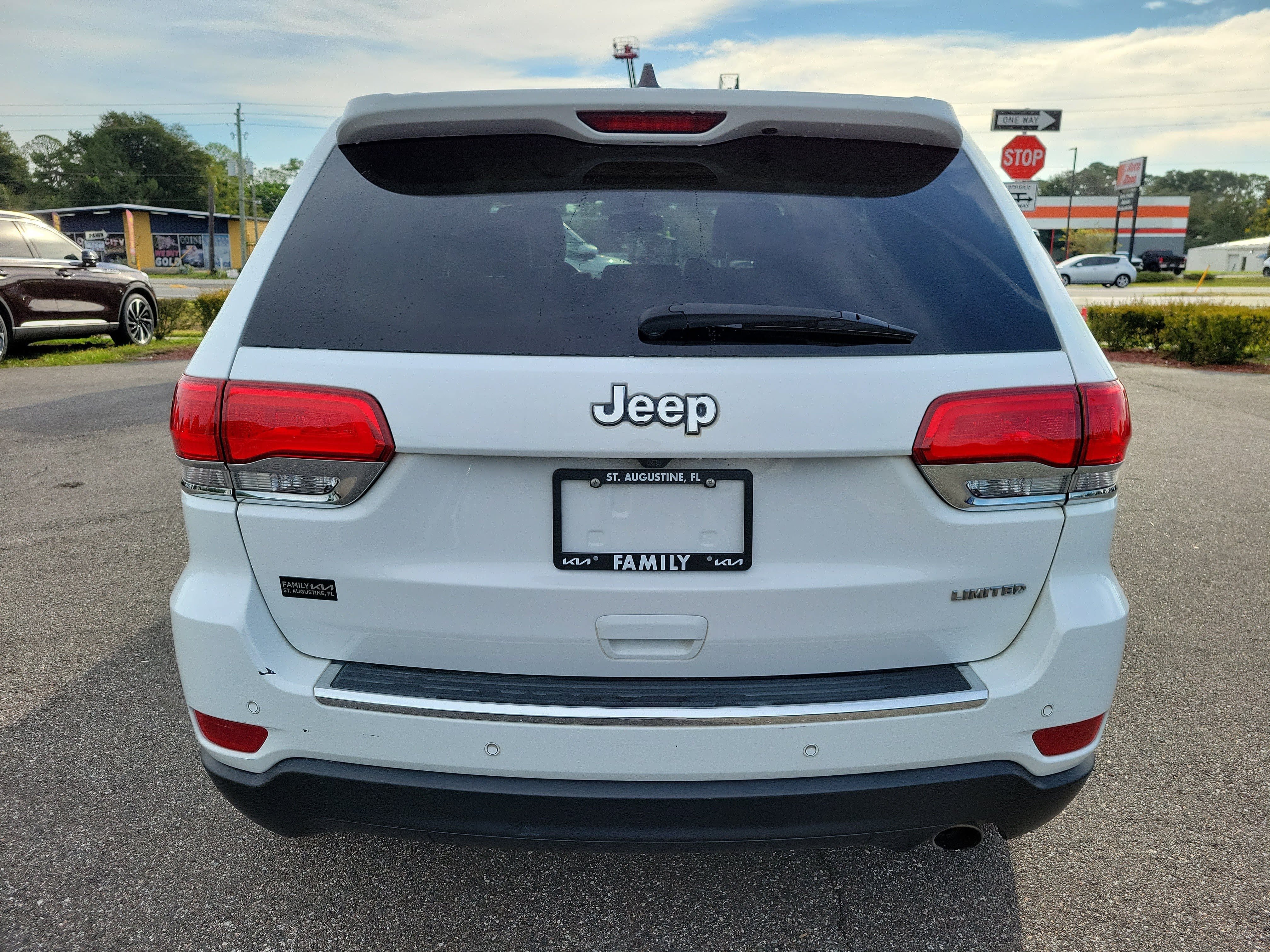 Used 2018 Jeep Grand Cherokee Limited w/ Luxury Group II RWD image 5