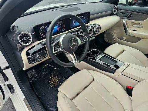 Certified 2025 Mercedes-Benz CLA 250 4MATIC image 16