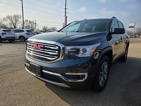 Used 2019 GMC Acadia SLE w/ Driver Alert Package I image 4