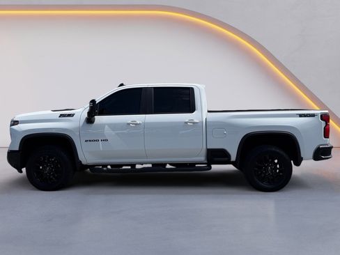 Used 2025 Chevrolet Silverado 2500 LT w/ Trail Boss Package AWD/4WD image 6