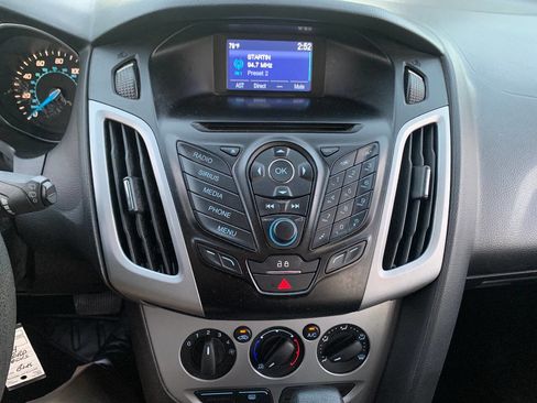 Used 2014 Ford Focus SE image 28