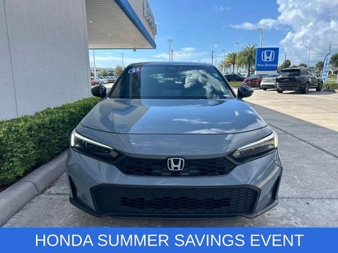 Used 2025 Honda Civic Sport image 2